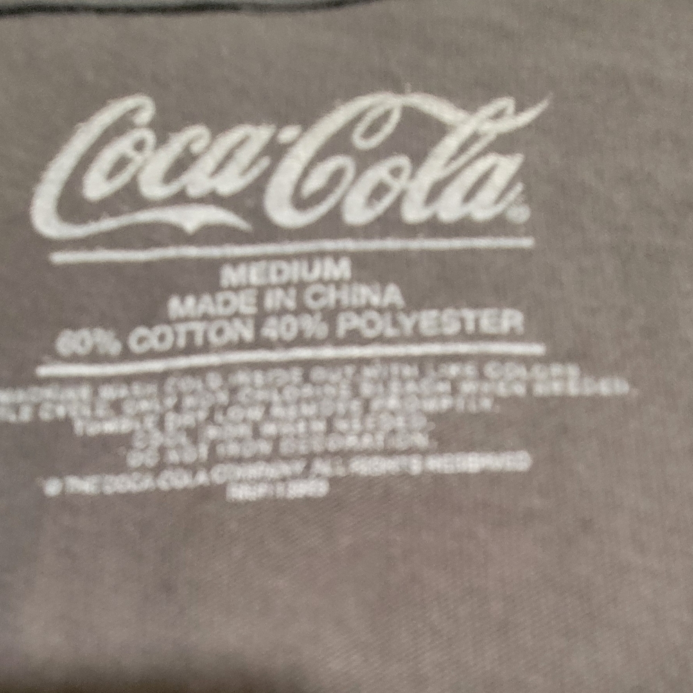 Gray T-Shirt with Polar Bear Design - Picture 3 of 4